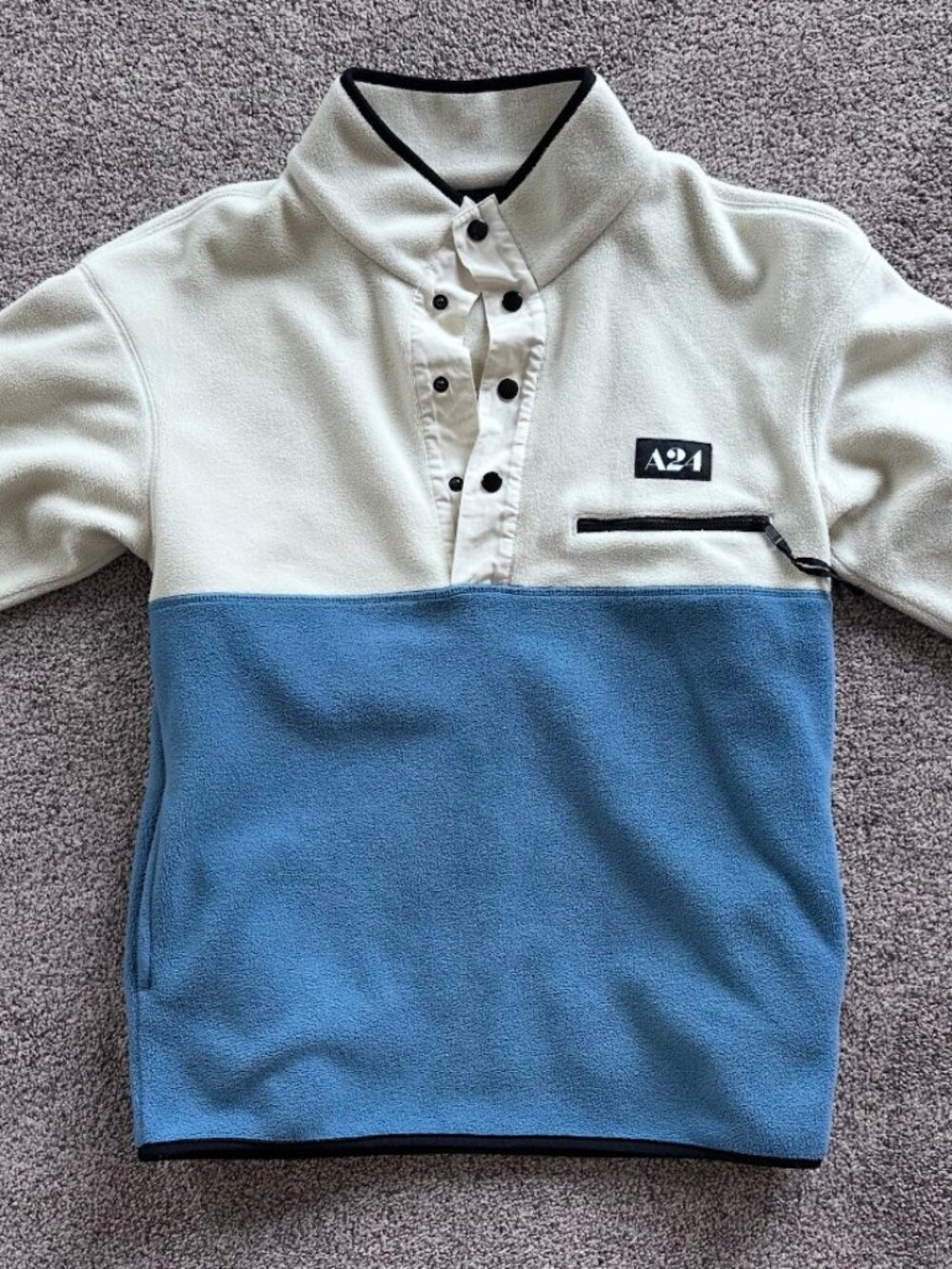 A24 Film Studio Half Snap Fleece Beige Blue Sweatshirt Men's Medium Movie Promo